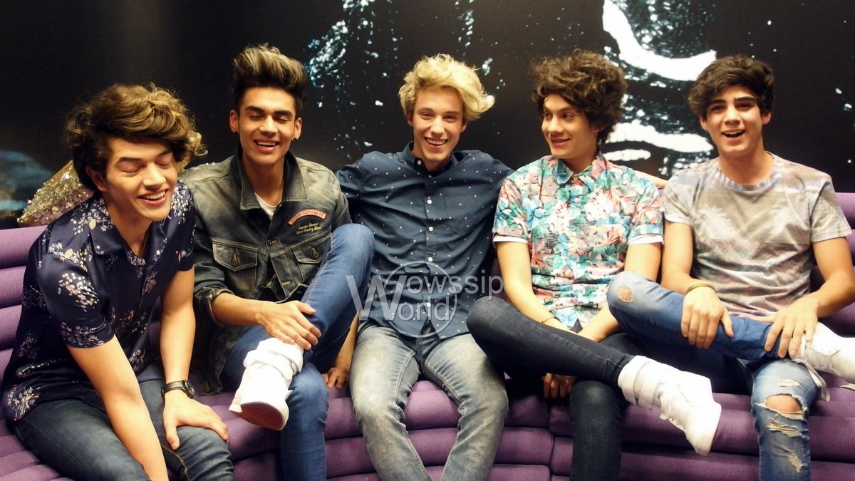 trizmouse's tweet image. [ENTREVISTA] La tarde siempre es perfecta con @CD9 de compañía. ¡Hazte ya con #Evolution! goo.gl/WxOmH3