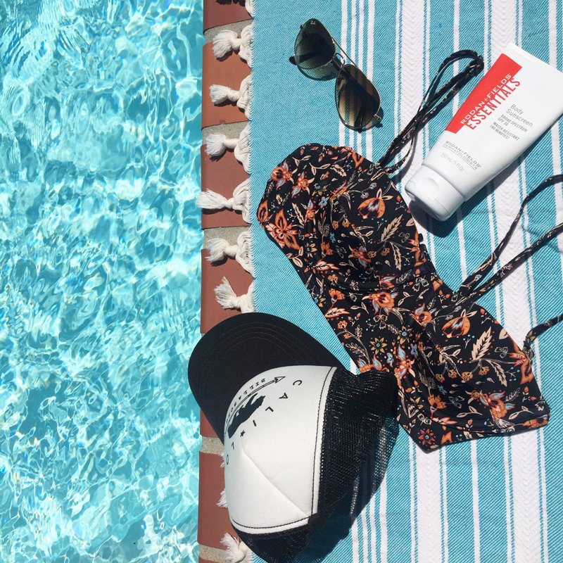 RodanFieldsHQ's tweet photo. Think all sunscreens are equal? Check out #DermRF to get the lowdown on sun-safe skincare: https://t.co/EZ7ycoaKvl https://t.co/D7ahtMHUNW