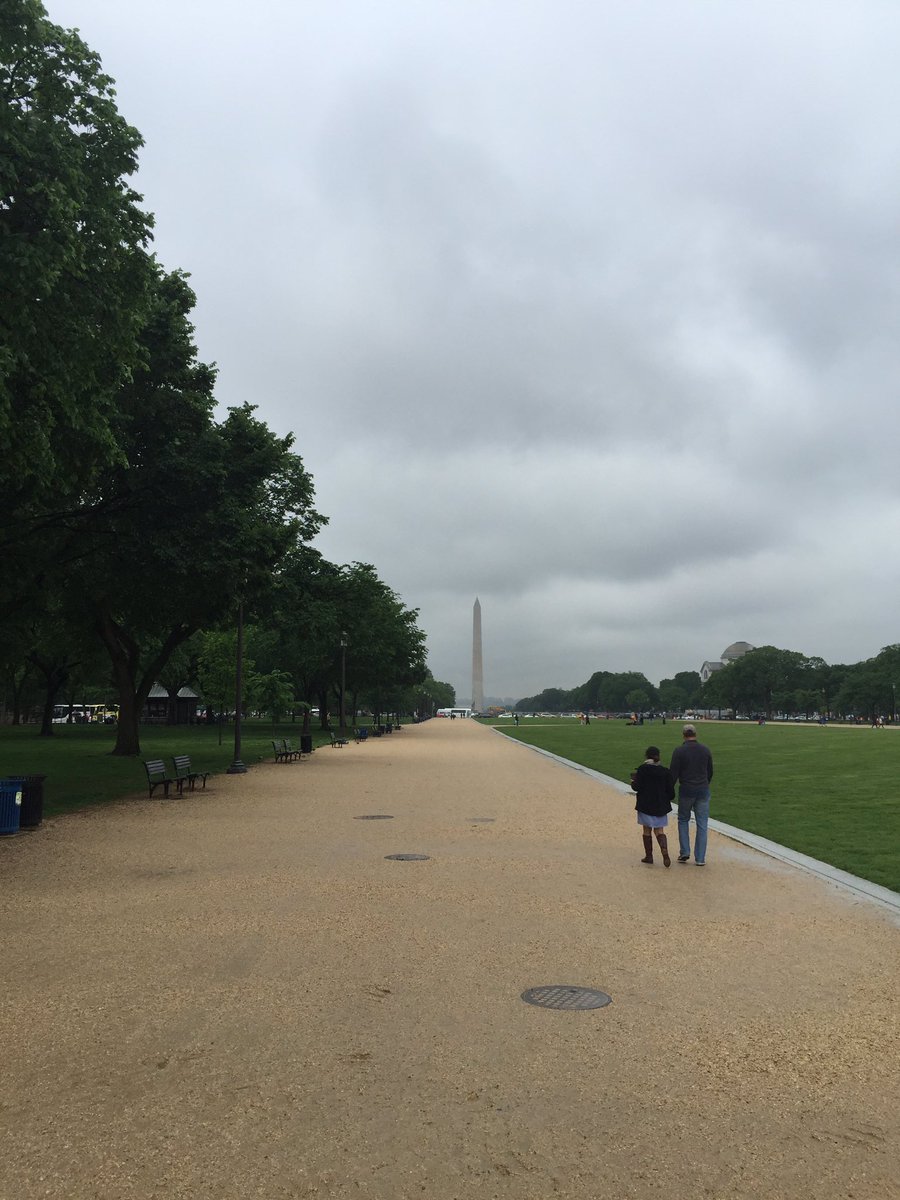 ajuforamerica's tweet photo. Currently just strolling towards the Washington monument #triptoDC https://t.co/iNLsaWwOBR
