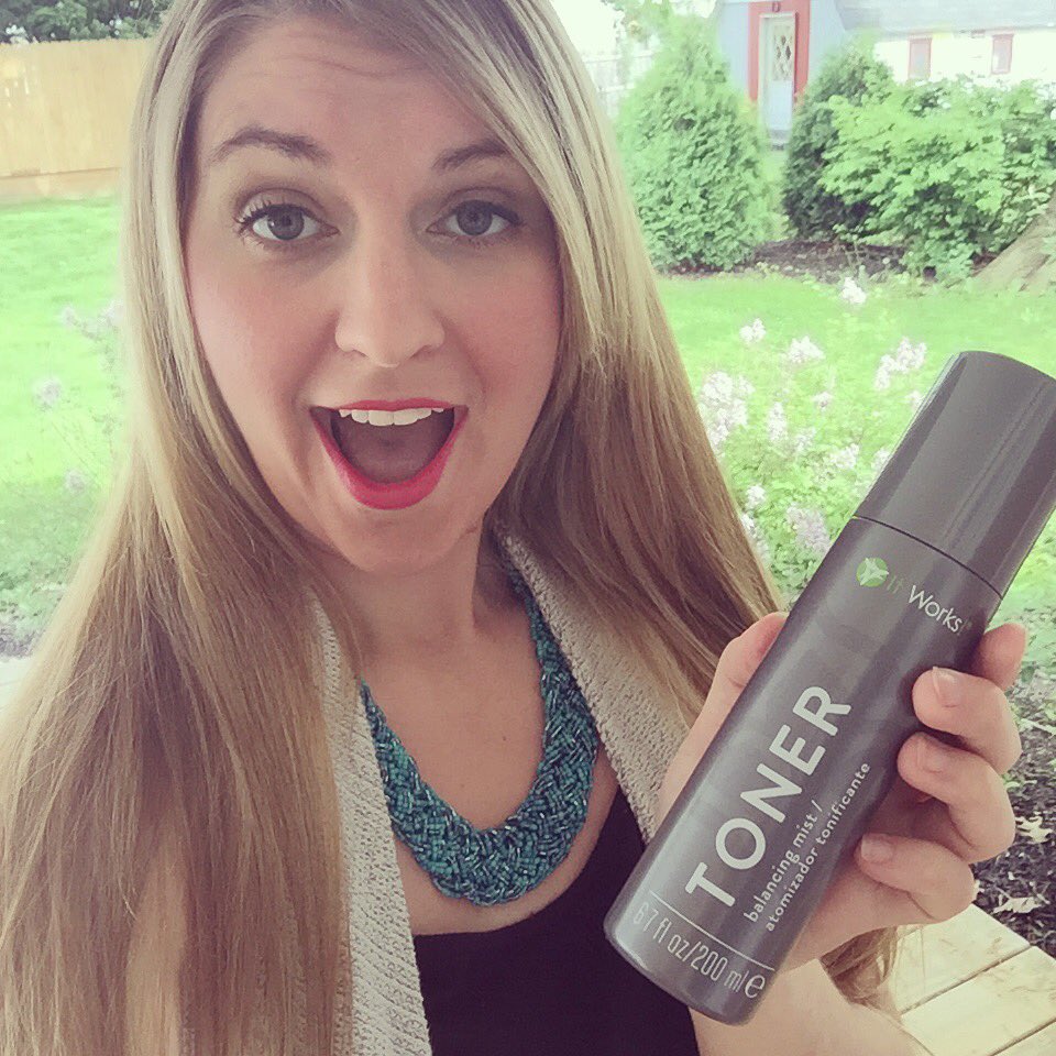 tjfralick's tweet photo. 1️⃣ of my favorites! TONER! Refresh, restore and rebalance your skin😍 #itworks #itworkstoner #followme #love https://t.co/a5qjvBVn7K