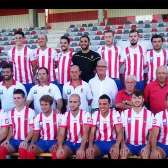 David Tamargo,en el centro, natural de Candás, llega a un acuerdo para dirigir al Pillarno la próxima temporada.