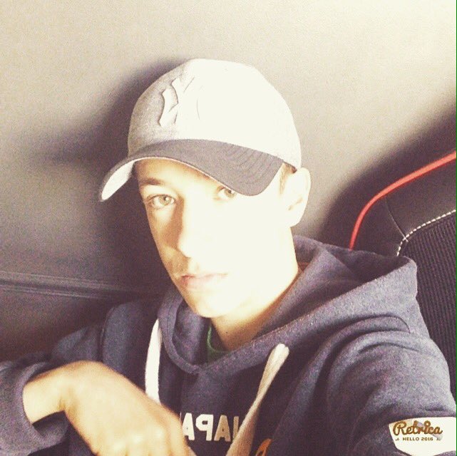 MDesmidt's tweet image. Wesh l equipe demain normalement sur ma chaîne twitch un gros live bo3 vous attendent n hésiter à rt bisous QLF