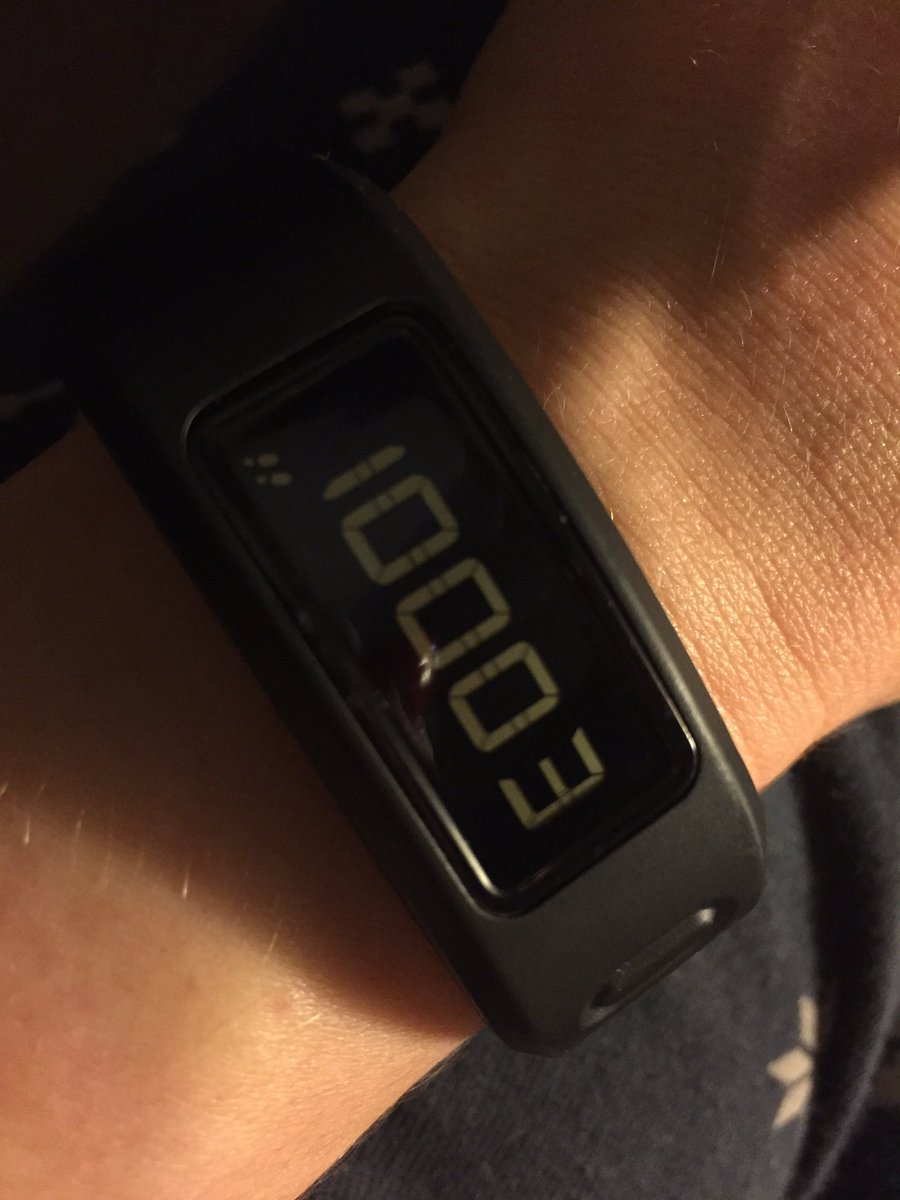 Lydiaples's tweet image. *obsessively paces around house until 10,000 steps* #10k #garmin #shouldbeinbed