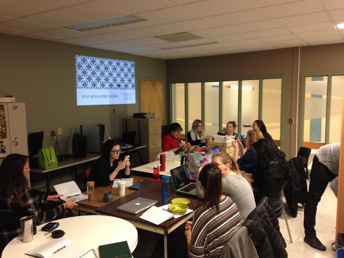 usaskcollab's tweet photo. Social Media Workshop with @JessicaMDeWitt @usask #collaboratorium2016 @usaskhist #communityengaged #ethnohistory https://t.co/RHMZInIFgI