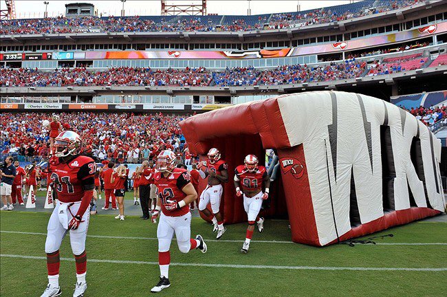 AJ The Great 🤴🏾🎒 tweet media