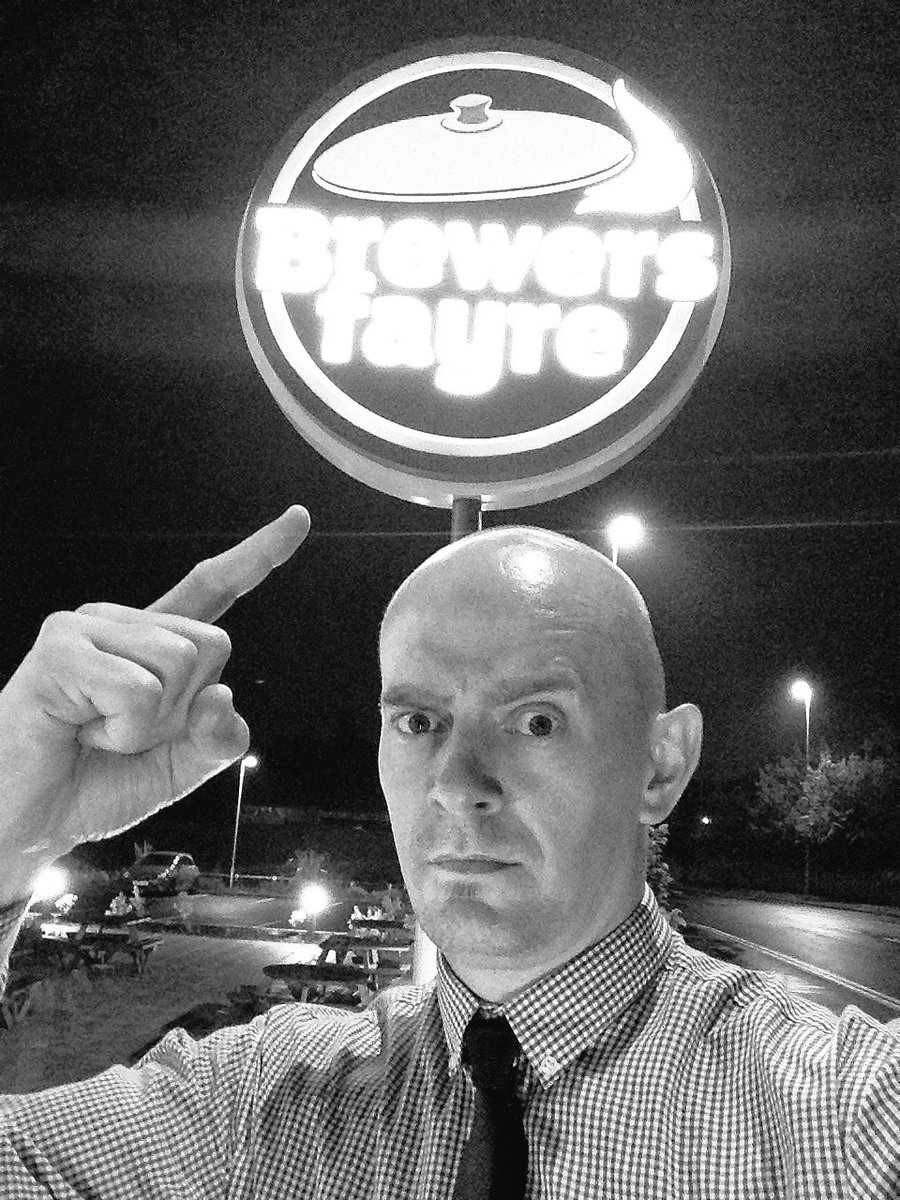 westwardphotoUK's tweet photo. #TeamSuperbridge #no1 Great Feedback tonight from guests... Target hit... #SUGM done... Same again tomorrow 😜 #FB https://t.co/roxyiwCVQz