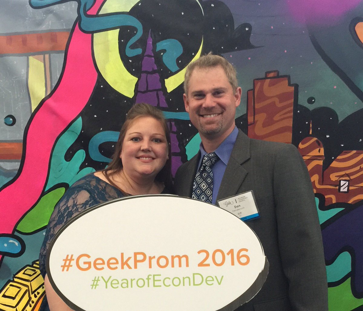 The <a href="/CITorg/">Centre For Information Technology India</a>'s <a href="/dcvcjen/">Jennifer O’Daniel</a> <a href="/VentureDanH/">Dan Henderson</a> at <a href="/richtechVA/">rvatech</a> #geekprom