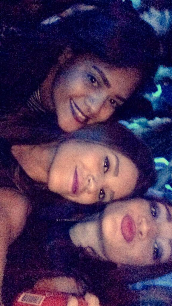 dayanaclara52's tweet photo. @hellennbru onde aperta pra voltar? ๐๐๐ โ๐ธ #UniqueAqua https://t.co/Z5RkkXDqQK