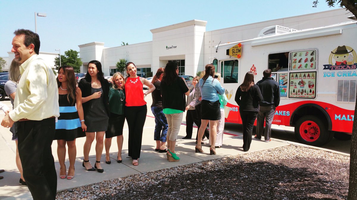ericadolsen's tweet photo. #DFRG celebrated the Home Office Team with a mid-day surprise! #icecreamtruck #icecreamforeveryone #FEED #thankyou https://t.co/ownZm2kVVA