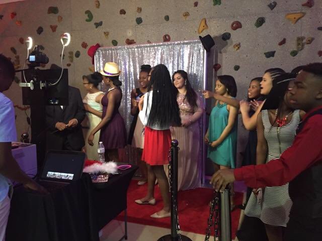 innovate_in_ed's tweet photo. 8th graders looked gorgeous at their social, thank you to all for working hard for this special treat for our kids ! https://t.co/bJjf2BMr6f