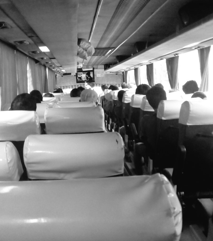 callmejnvy's tweet image. 🚌🚃 Lipa bound. #AuditTime