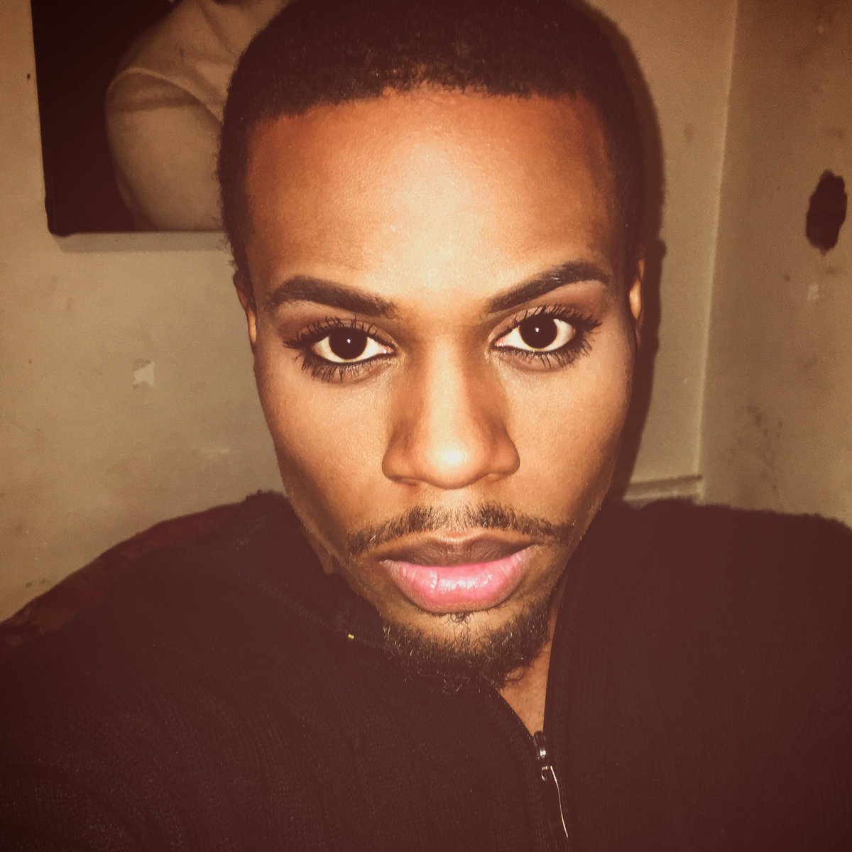 BryanPhase's tweet image. Back on Twitter! #beat #makeup #MACcosmetics #lancome #nyx #contouringandhighlighting #baltimore #gay #cuzislay