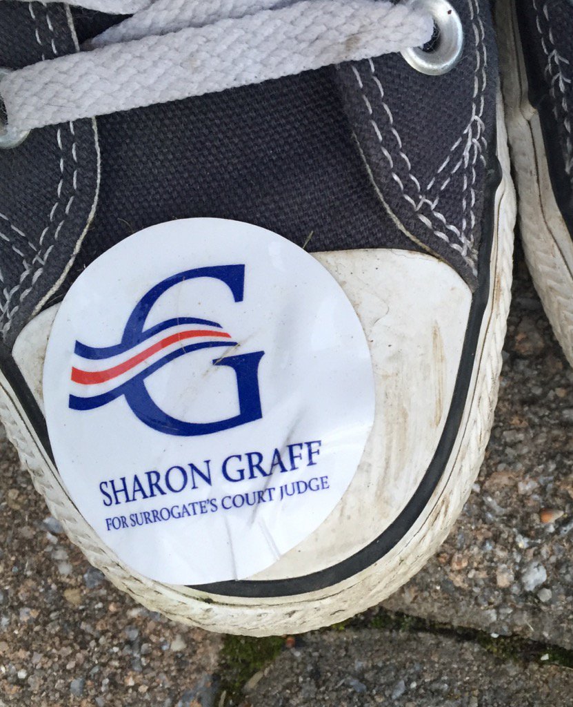 SharonGraff2016's tweet photo. I'm just talking 'bout Graff
#graff2016 https://t.co/TdCwKYdMmA