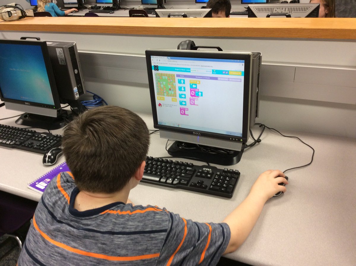 CodingForAll's tweet image. Students applying their newly acquired knowledge of loops into coding more efficiently.
@codeorg #CodeToLearn