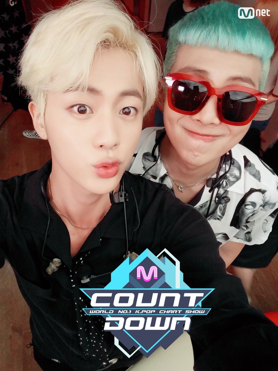 MnetMcountdown's tweet photo. 역대급 안무를 훌륭하게 소화중인 #방탄소년단 의 양 날개! #진 #랩몬스터 ! 모든 것을 불태워버릴 방탄소년단의 컴백무대! 6시 #엠카운트다운 안방 1열에서 다같이 관람합시다! https://t.co/gMW0Z0iCOs