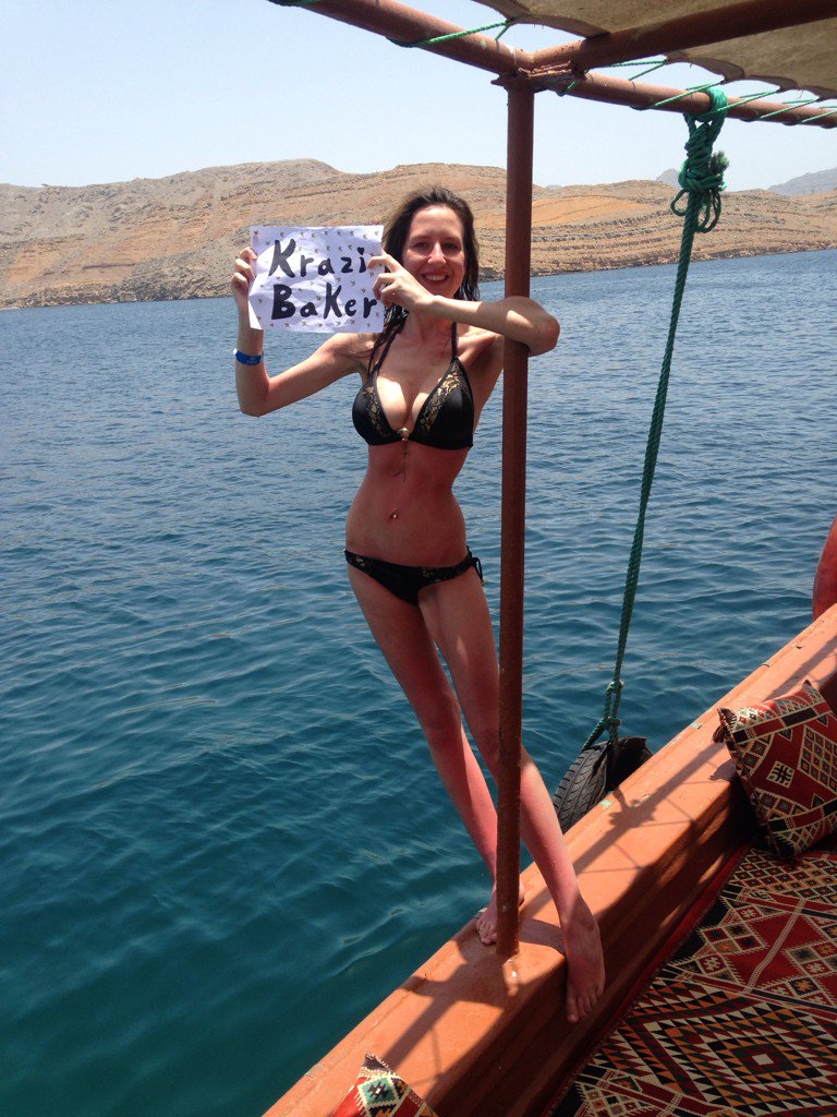 potatobreadgirl's tweet photo. When you take @KraziBaker to the Fjords of Khasab, Oman in 42C #khasab #Musadan #Oman #KraziBaker #PotatoBreadGirlNI https://t.co/q2zUy8XNYH