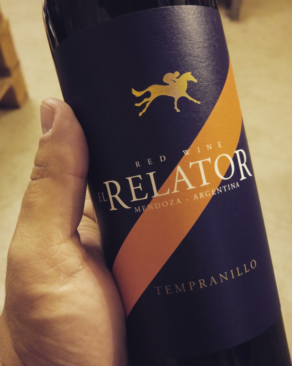 PatonMaguire's tweet photo. Sin dudas : La joya de la abuela! #relator #relatorwines #tempranillo #2014 @FedeWines @RelatorWines https://t.co/fN0SyUJkSk