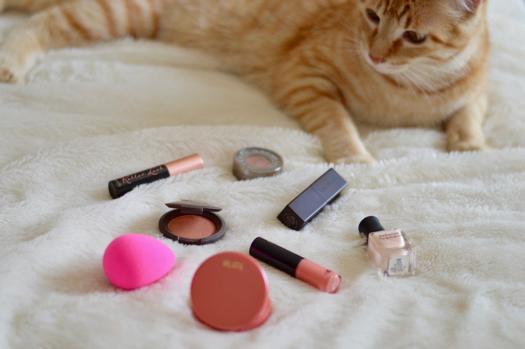 Paint it Pink. goodspiritsblog.com/2016/05/11/pai…
