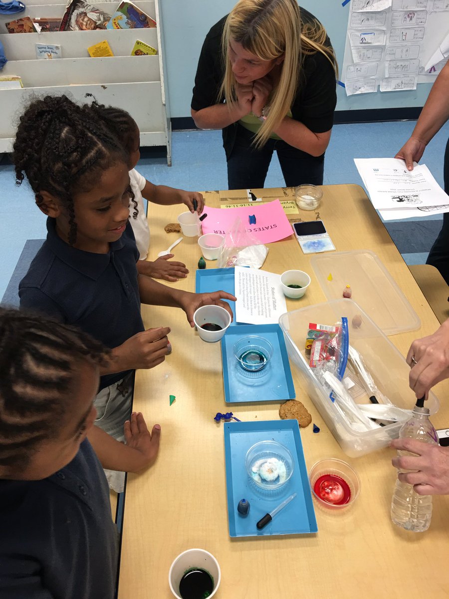 mimijensen1's tweet photo. States of Matter #steamextravaganza #bennettelementary https://t.co/lwgmmPKLeq