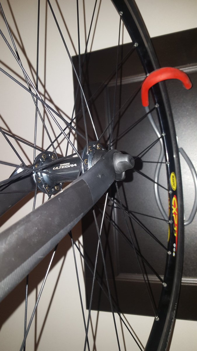 Bibic_Boys's tweet photo. Thanks for the wheel build @tomtecwashere super fast love the Ultegra skewers @DansBikeShopCA https://t.co/TpOXcV2Kpv