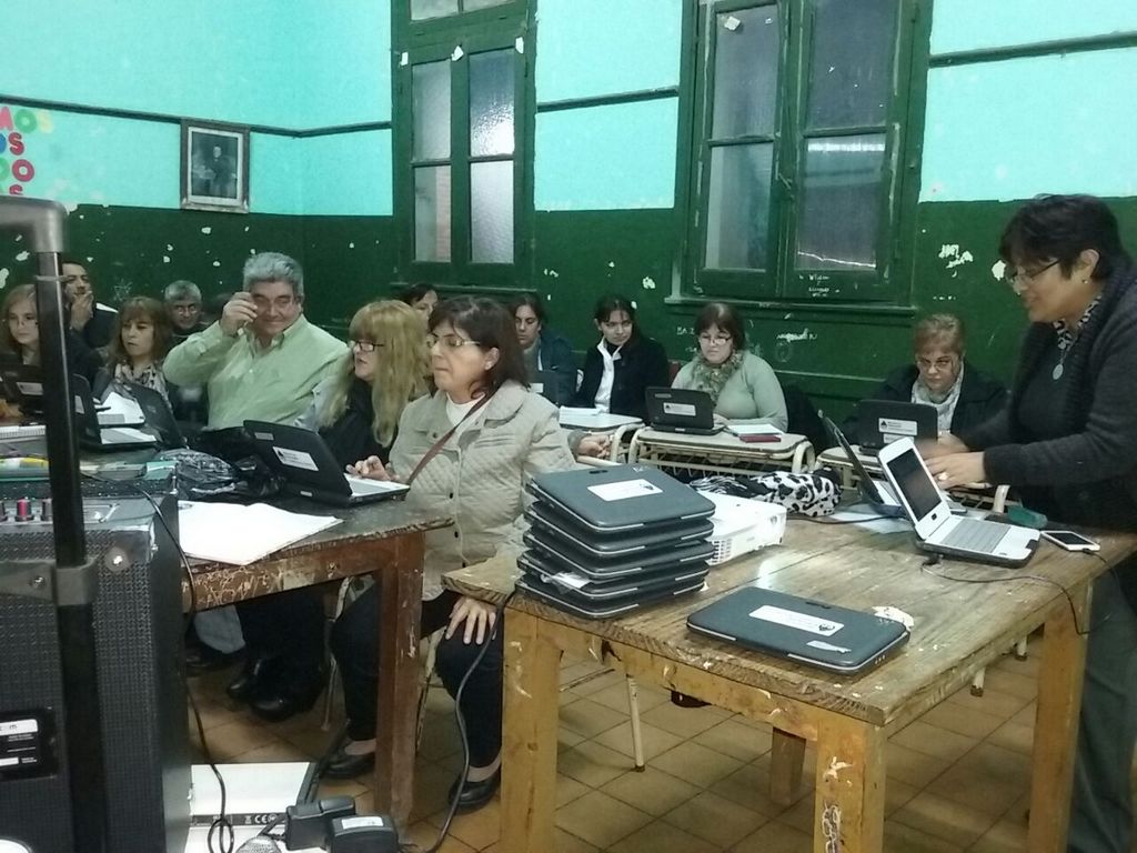 DProfesionalTIC's tweet photo. Taller Primaria Digital en Esc Independencia de Concepción
@Circuito5TIC @tictucuman https://t.co/w6gC4jpzVv