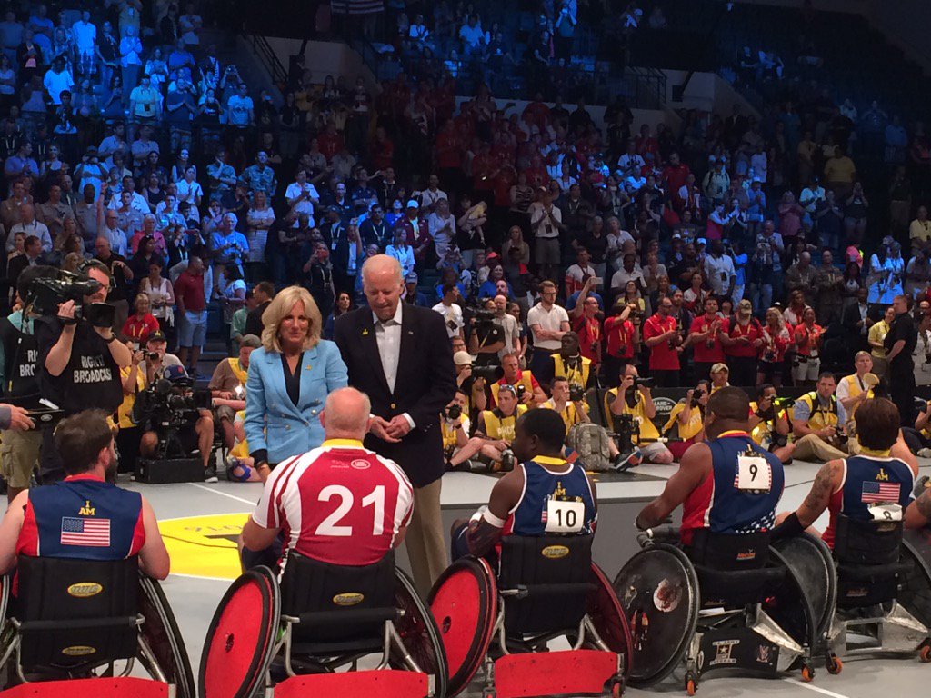 KensingtonRoyal's tweet photo. Prince Harry @joebiden &amp; @drbiden do the honours at the wheelchair rugby final @InvictusOrlando https://t.co/WwwKjaanha