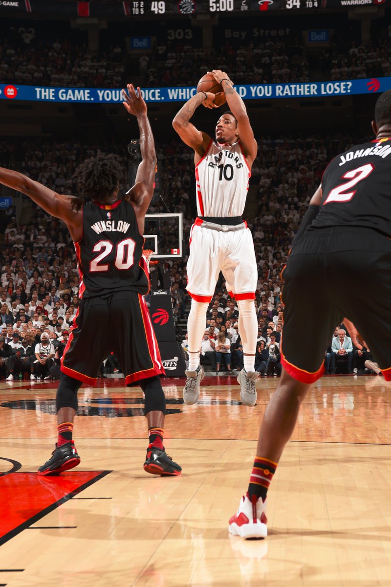NBA's tweet photo. The @Raptors defeat the @MiamiHEAT in Game 5, 99-91 and take a 3-2 lead in the series. #RAPTORSvHEAT #NBAPlayoffs https://t.co/35tD83eHkH
