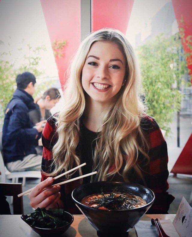 MyGoldenGirl95's tweet photo. HAIR GOALS. LITERALLY EVERYTHING GOALS! https://t.co/SxjKpWoOK9