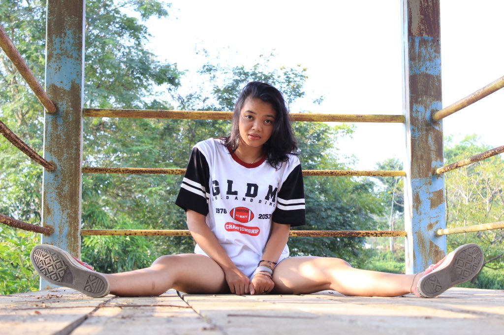 Code : JJ.Watt Varsity || idr 125k

Contact Us:
BBM : 5F4C0BA0
Sms/Line : 081367905203
Instagram: <a href="/goldanddime/">Gold And Dime</a>