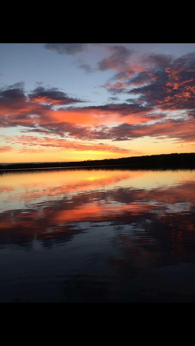 brakkenr's tweet photo. @exploreminn sunset in GARRISON mn Smith Lake https://t.co/dVTVxZnO95