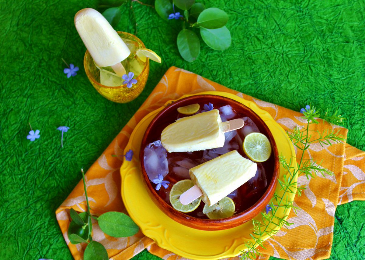 dollopofthat's tweet photo. New #Foodventures a twist in desserts, Lemon Curd Popsicles https://t.co/zD1knDeYvr https://t.co/isfmwJ6Lkj
