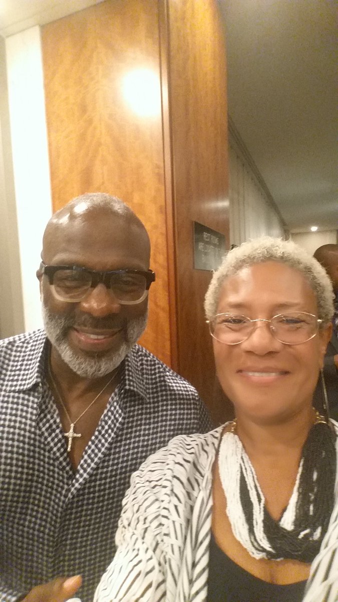 rozellg18's tweet photo. #BebeWinan at the #Alliancetheater in #Atlanta for this awesome play #BornforThis https://t.co/A1HXrnbkdU