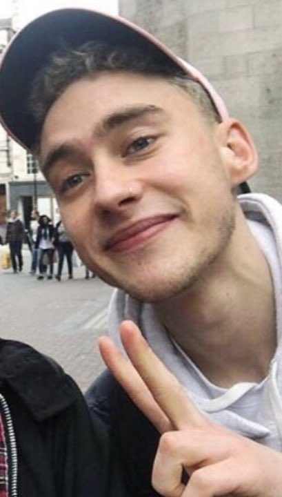 picsofolly's tweet image. 