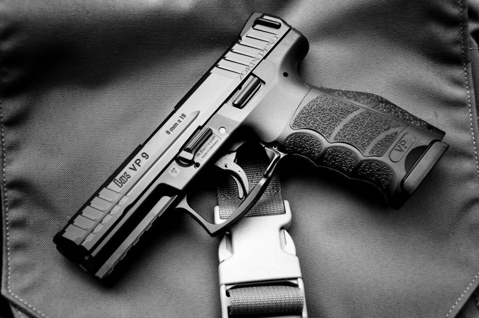 #VP9 #HecklerAndKoch #NoCompromise Photo by <a href="/ZorinDenu/">Zorin Denu</a>