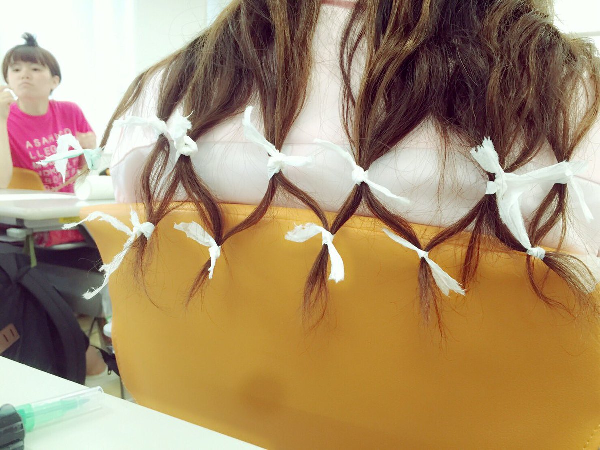 baaarxx's tweet photo. まじ端にいらんやつ写り込んだ https://t.co/dSO00bnSoK