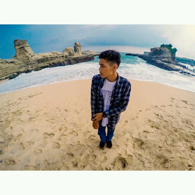 Jolyon (@riandriyan) on Twitter photo 