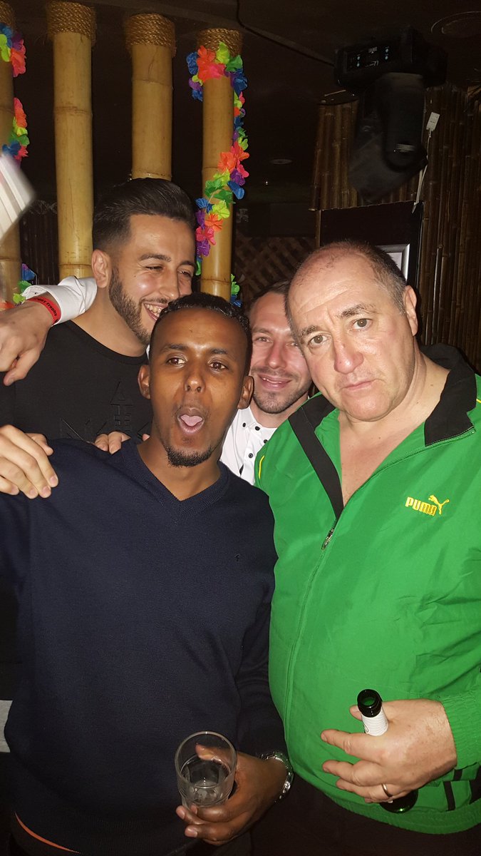 .@bigdaddybunce The only person I know who can get away with a random Jamaican tracksuit in town 👏 #TalksportTrophy