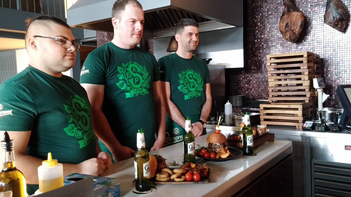 v_uby's tweet photo. Spremni za ocenjivanje. Bravo za naše takmičare #StaropramenIzazov #Staropramen https://t.co/zfTEMN1Z8a