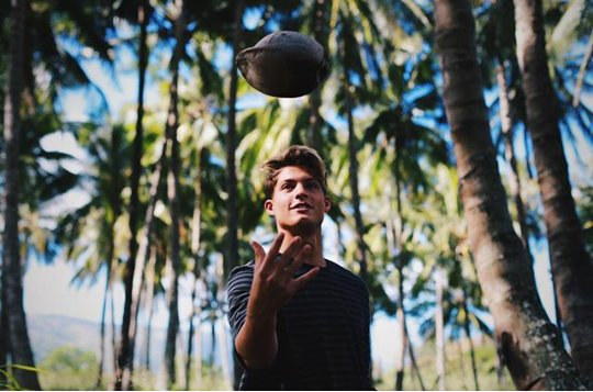 roleplayerhelp's tweet photo. ㅡ Connor Haddadin ㅡ
Instagram : connor.haddadin https://t.co/JXjgQIEm2I