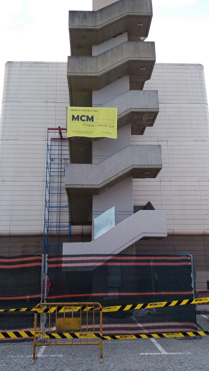 Ahora ya si... Empezamos con la reforma de la planta segunda para la ampliación de la universidad UIC!