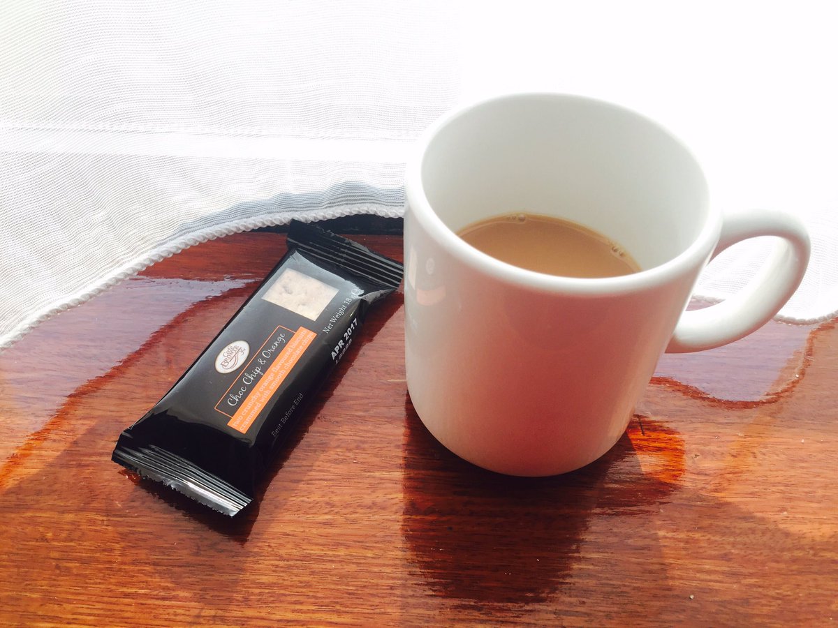 Kilo_Bravo13's tweet image. Kick starting my day with my fav strong #Tea &amp;amp; @PatersonSbread Choc Chip &amp;amp; Orange :)
#Day6 of my #LondonDiaries