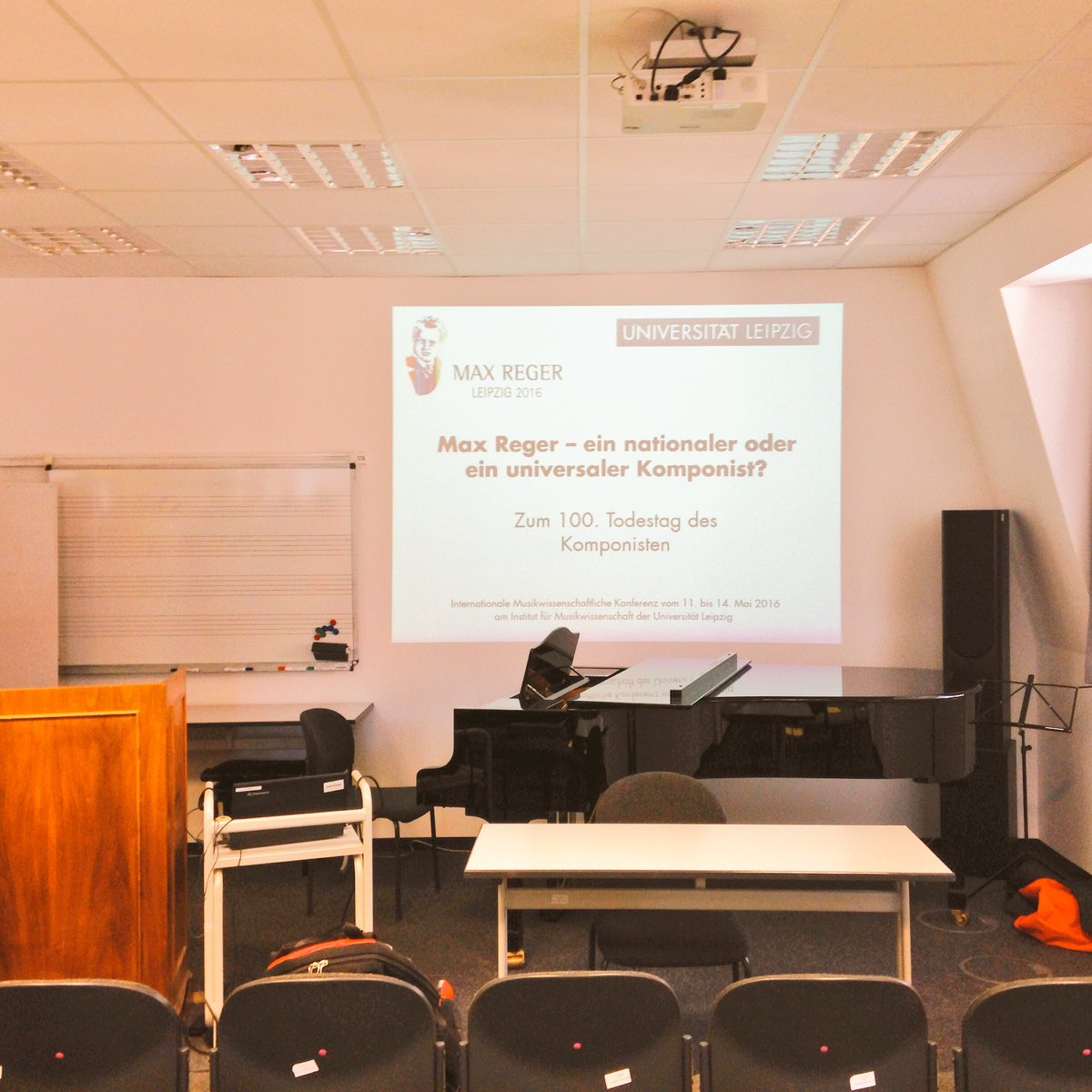 maxreger_inst's tweet photo. Um 9:00 Uhr geht es los #reger2016 #maxreger #tagung #musikwissenschaft @UniLeipzig https://t.co/puAI1dsQOH