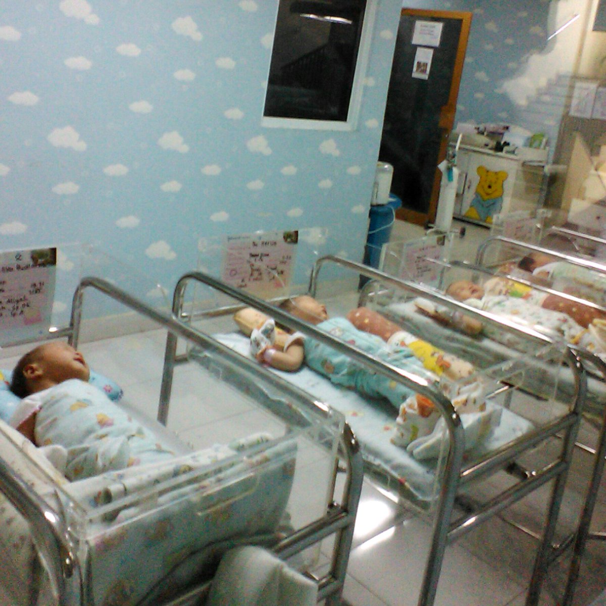 shegit08's tweet image. .smoga menjadi anak yg soleha berguna bagi nusa dan bangsa, dan s'lalu taat kepada ke'2 orang tua. Amiin..