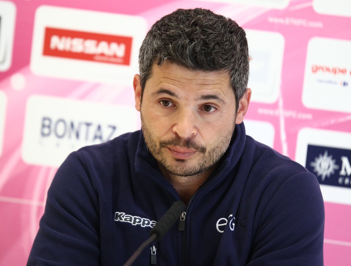 ETGFCcom's tweet photo. "Il faut d'abord battre @nimesolympique" pour coach #Revelli >> https://t.co/u1fPIm1I49 #ETGNO https://t.co/7DjUiKb963