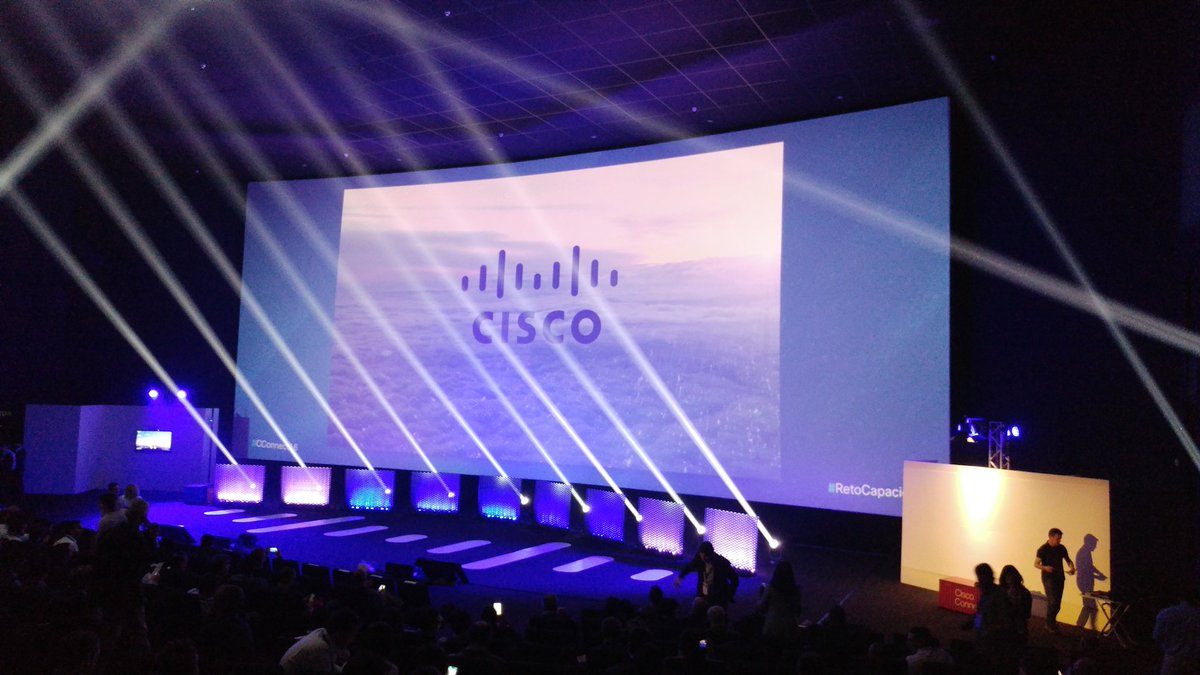GlobbIT_ES's tweet photo. Empieza el #CiscoConnect2016. Hoy conocemos todo sobre “La Oportunidad Digital" en @GlobbTV https://t.co/gEut7Nn65k