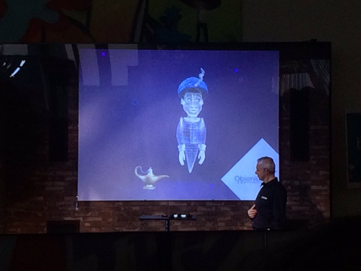 issygrid's tweet image. .@objenious, partenaire d&apos;#IssyGrid, présente le génie des objets connectés. Sa techno LoRa est au coeur d&apos;IssyGrid!