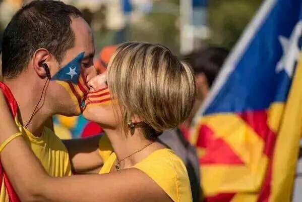 reptes_nous's tweet photo. @mingot32 @holaiquetal @MTudela @moonblue365 @divapiti @montserumbau @encantats @terepascualgros #MillorUnits #SÍSÍ https://t.co/Dnj2TQHEsu