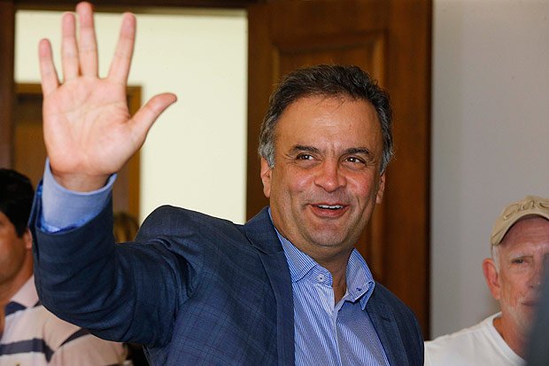 folha's tweet photo. Gilmar Mendes autoriza inquérito para investigar Aécio por propina em Furnas https://t.co/VcFZrz9xkO https://t.co/FMmpfYg1va