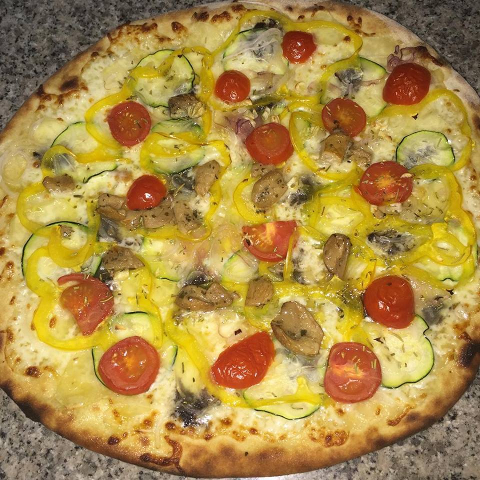 PizzaAntiAge's tweet photo. #Grosseto #pizza #PizzaAntiAge #brevetto #Inuplus la vera pizza della #Salute 
#PizzeriaKilusa Inimtabile ed Unica! https://t.co/RA7HriIvot