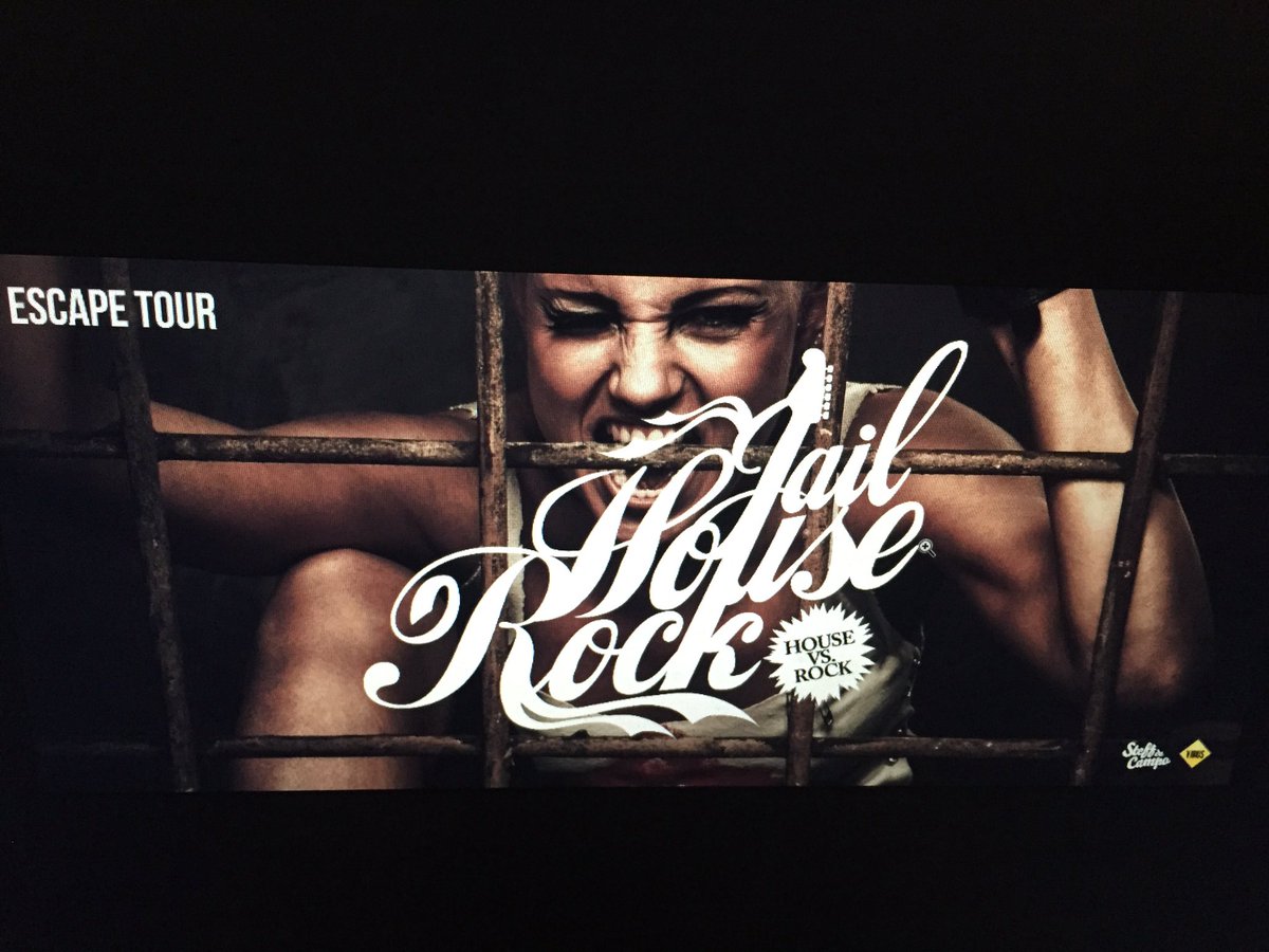 Banner in de maak! #21mei <a href="/NeushoornLwd/">Neushoorn</a> 🙏